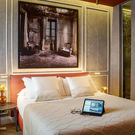 Diffuso Birkin Castello ホテル