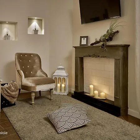 Diffuso Birkin Castello ホテル 3*